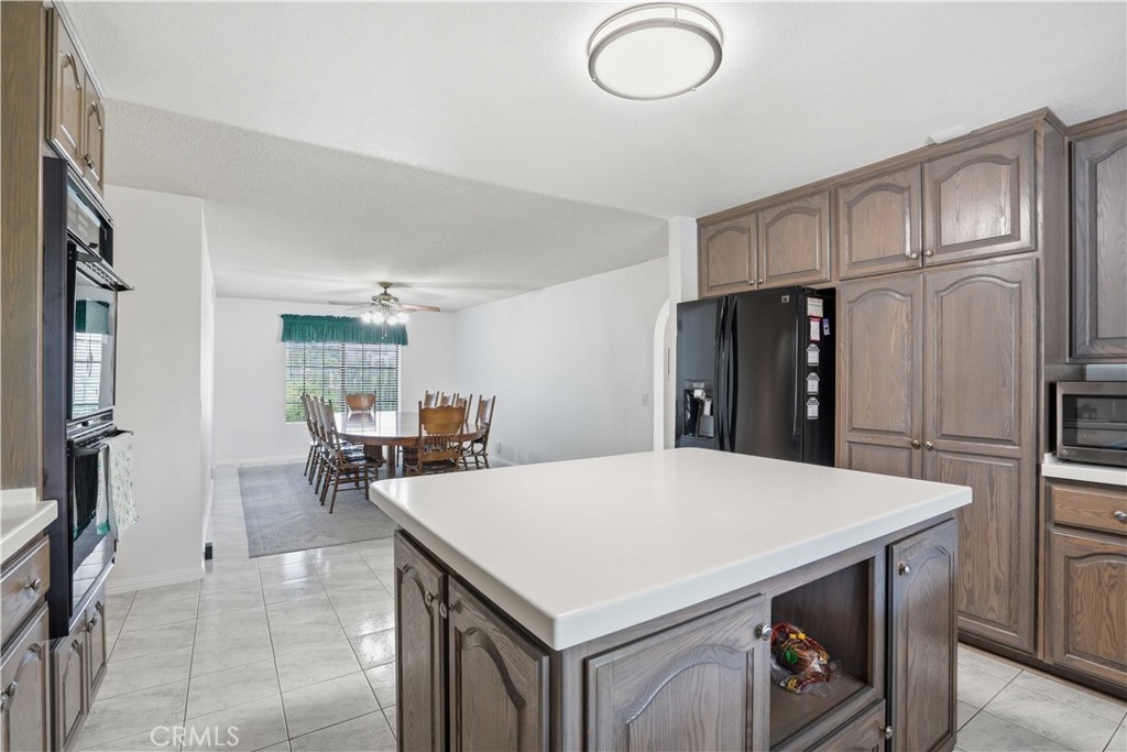 Castaic, California, 91384, United States, 8 Bedrooms Bedrooms, ,5 BathroomsBathrooms,Residential,Active,2052118