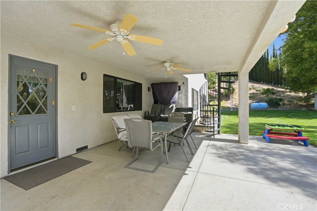 Castaic, California, 91384, United States, 8 Bedrooms Bedrooms, ,5 BathroomsBathrooms,Residential,Active,2052118