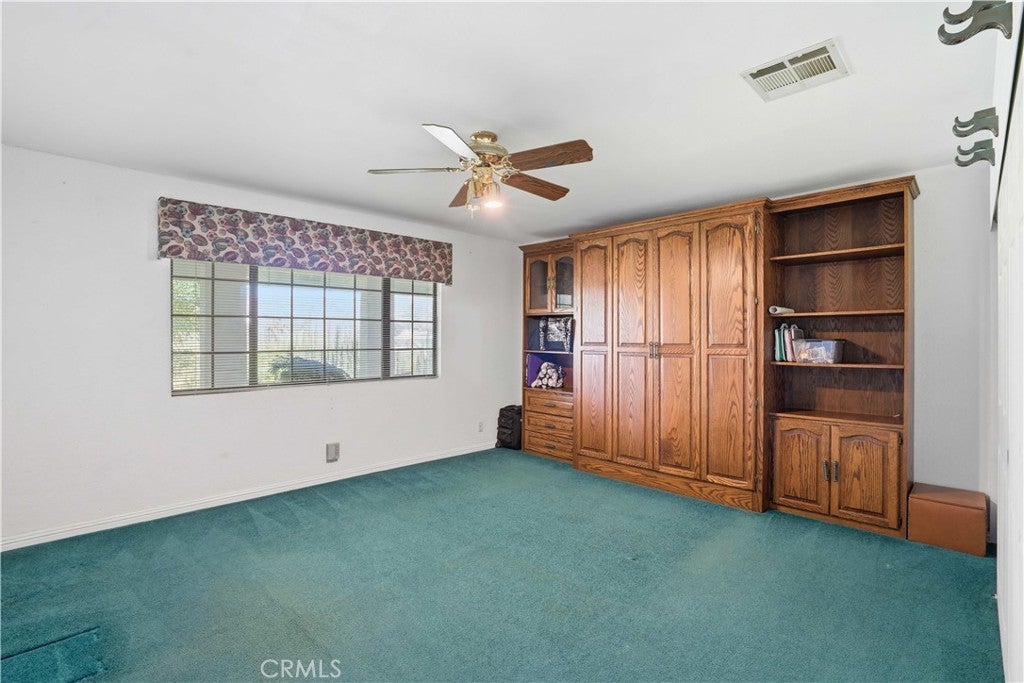 Castaic, California, 91384, United States, 8 Bedrooms Bedrooms, ,5 BathroomsBathrooms,Residential,Active,2052118