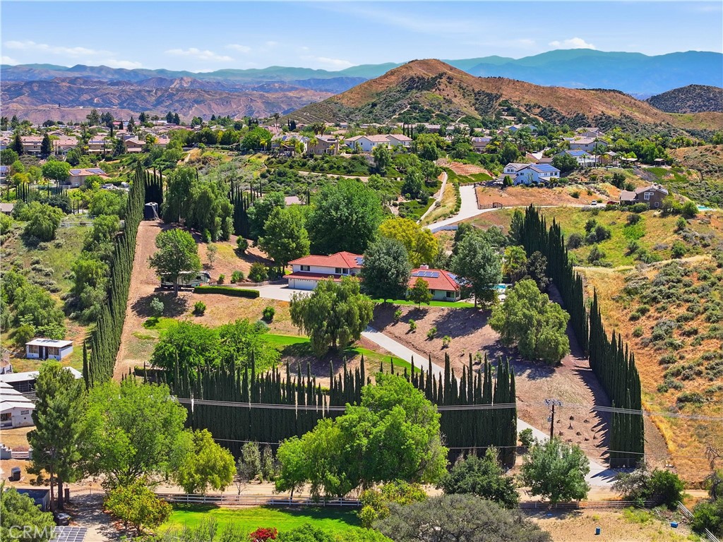 Castaic, California, 91384, United States, 8 Bedrooms Bedrooms, ,5 BathroomsBathrooms,Residential,Active,2052118