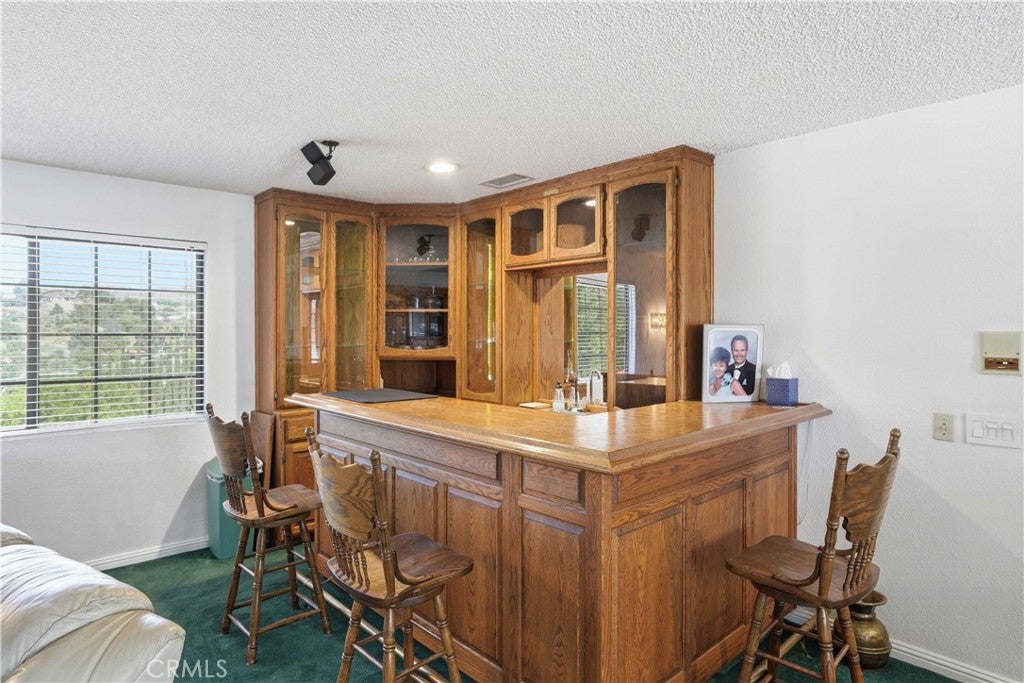 Castaic, California, 91384, United States, 8 Bedrooms Bedrooms, ,5 BathroomsBathrooms,Residential,Active,2052118