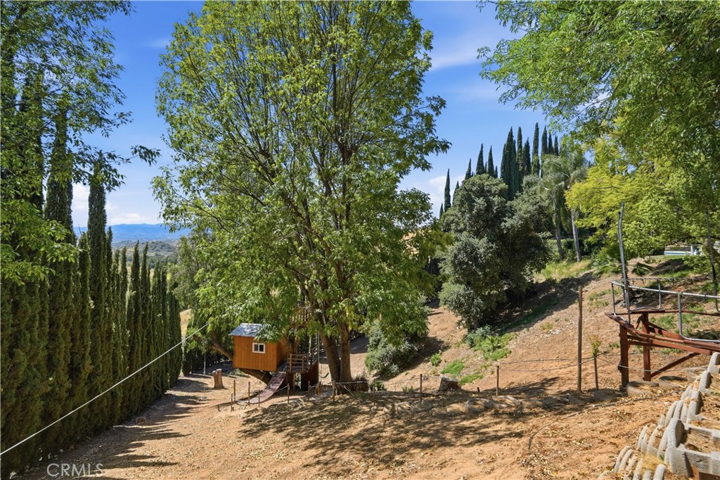 Castaic, California, 91384, United States, 8 Bedrooms Bedrooms, ,5 BathroomsBathrooms,Residential,Active,2052118