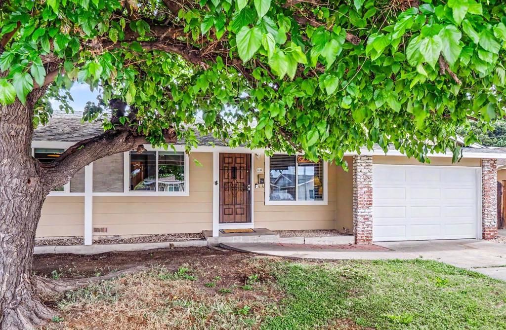 Photo of 5438 Farina Lane, Fremont, CA 94538 (MLS # ML82042185)