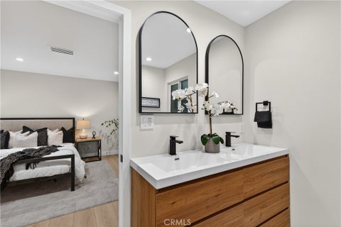 Tiny photo for 5506 Forest Cove Ln, Agoura Hills, CA 91301 (MLS # SR26147343)