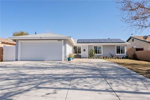 Photo of 42860 Alep St, Lancaster, CA 93536 (MLS # SR26024188)