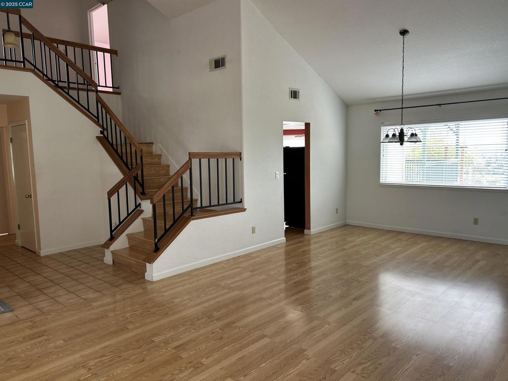 SOMERSET - Residential Lease