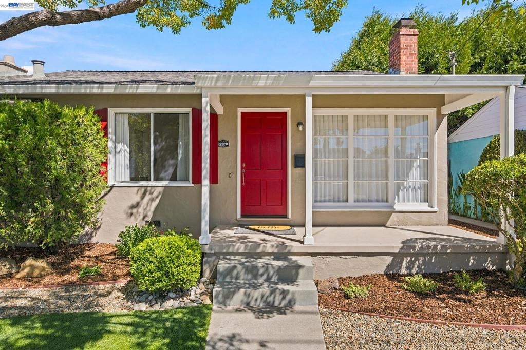 2220 Farley St ST, Castro Valley CA 94546