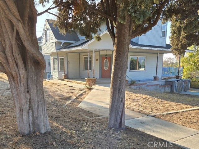 261 E Crescent Avenue