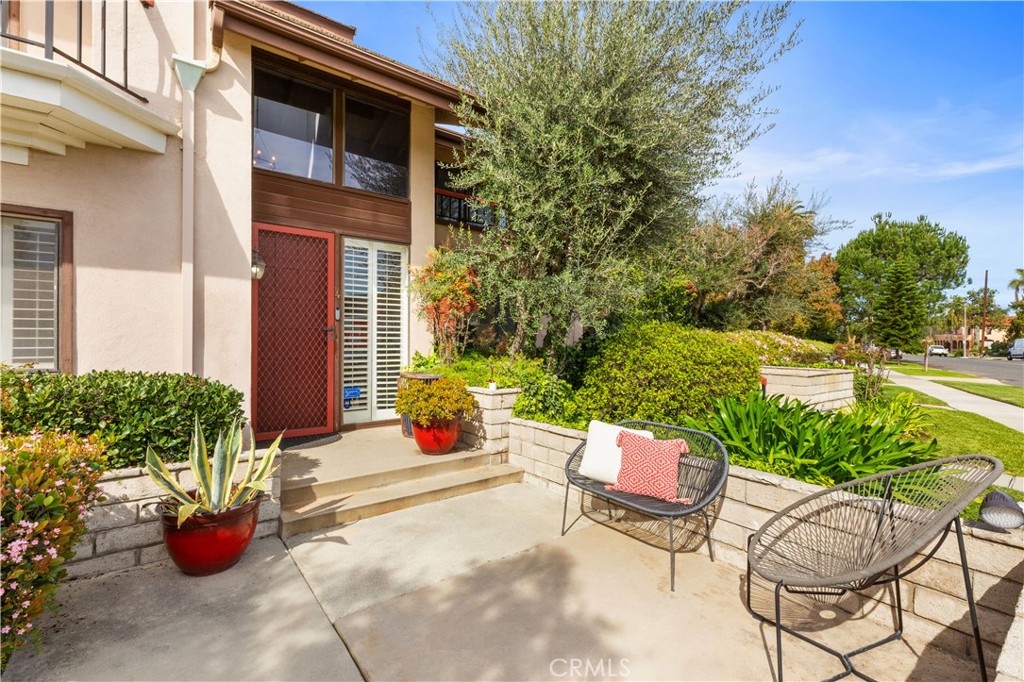 4015 N Virginia Rd 4