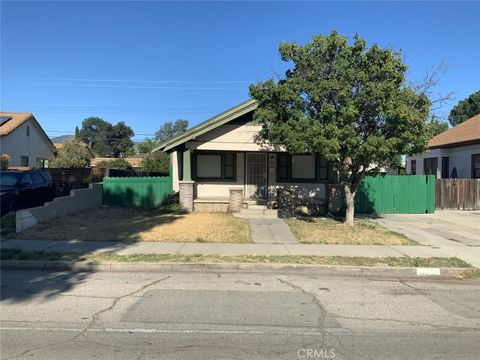 Photo of 2517 N Mountain View AVE, San Bernardino, CA 92405 (MLS # CV26115440)