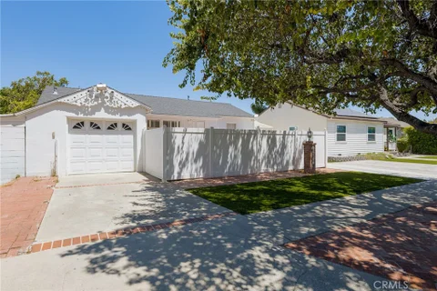 MLS: SR26171513