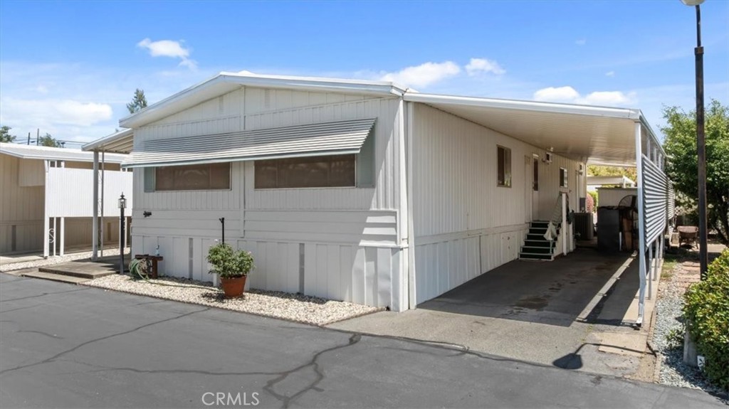 148 Spruce Pkwy