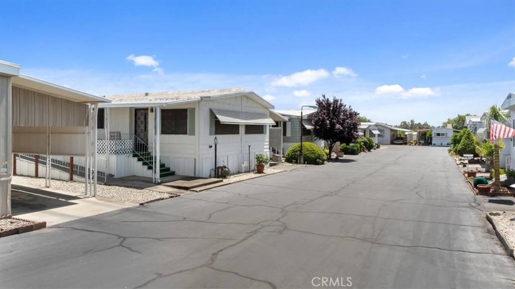 148 Spruce Pkwy