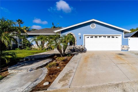 Photo of 24121 Via Luisa, Mission Viejo, CA 92691 (MLS # OC26106671)