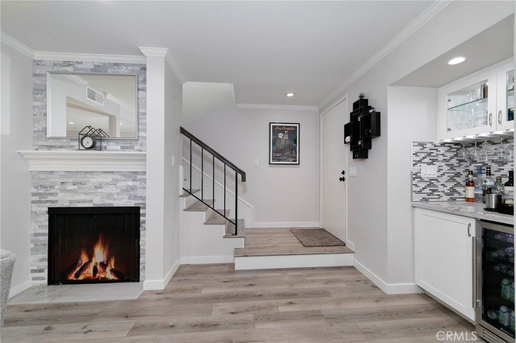 Photo of 10224 Zelzah Ave Ave #4, Northridge, CA 91325 (MLS # WS25201571)