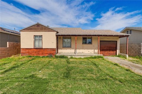 Photo of 9949 Covello St, Burbank, CA 91504 (MLS # SR26045437)