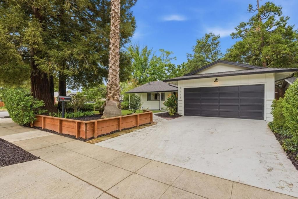 Photo of 1193 Redoaks Drive, San Jose, CA 95128 (MLS # ML82041787)