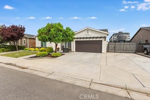 Photo of 9218 Manor Glen Ln, Shafter, CA 93263 (MLS # MD26068691)