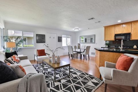 Photo of 2303 Saidel Drive #2, San Jose, CA 95124 (MLS # ML82044561)