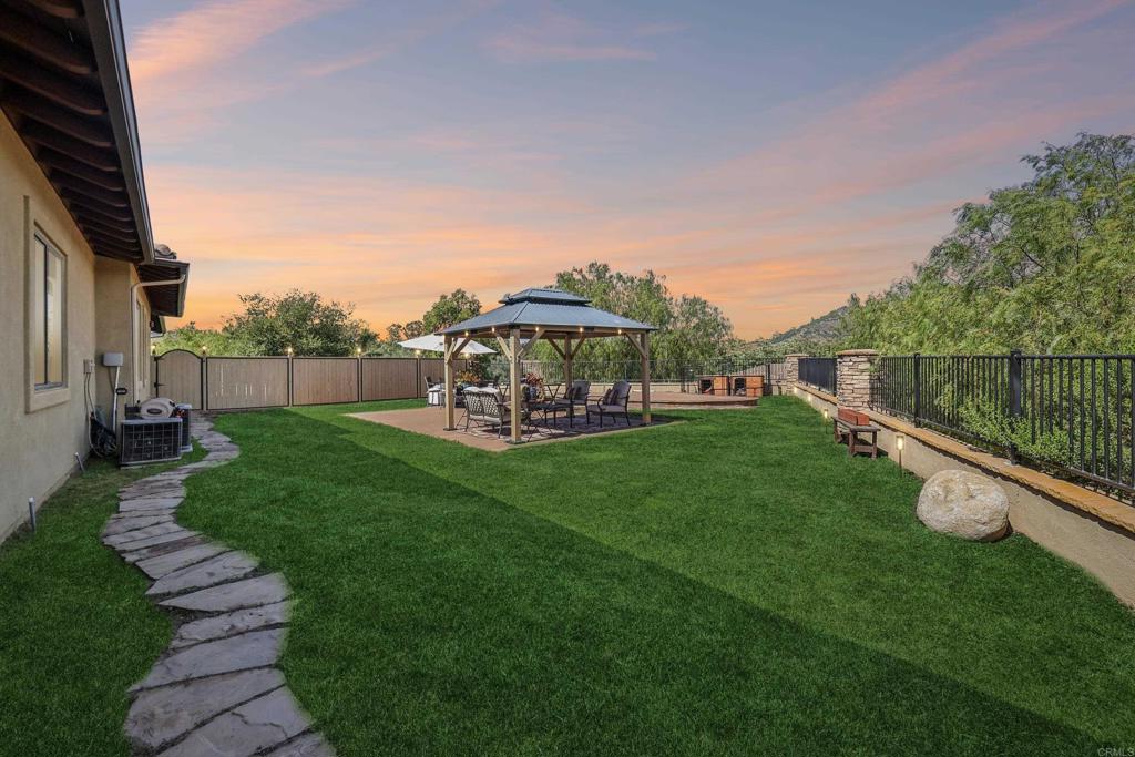 Fallbrook, California, 92028, United States, 4 Bedrooms Bedrooms, ,5 BathroomsBathrooms,Residential,Active,2042757