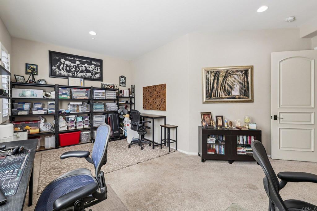 Fallbrook, California, 92028, United States, 4 Bedrooms Bedrooms, ,5 BathroomsBathrooms,Residential,Active,2042757