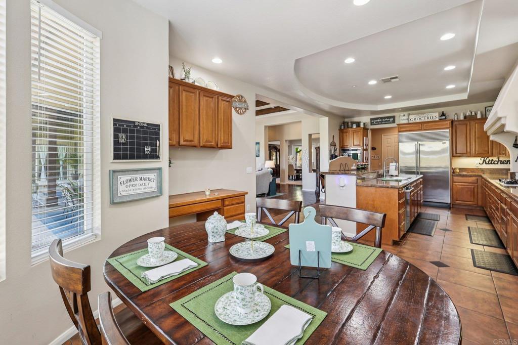 Fallbrook, California, 92028, United States, 4 Bedrooms Bedrooms, ,5 BathroomsBathrooms,Residential,Active,2042757