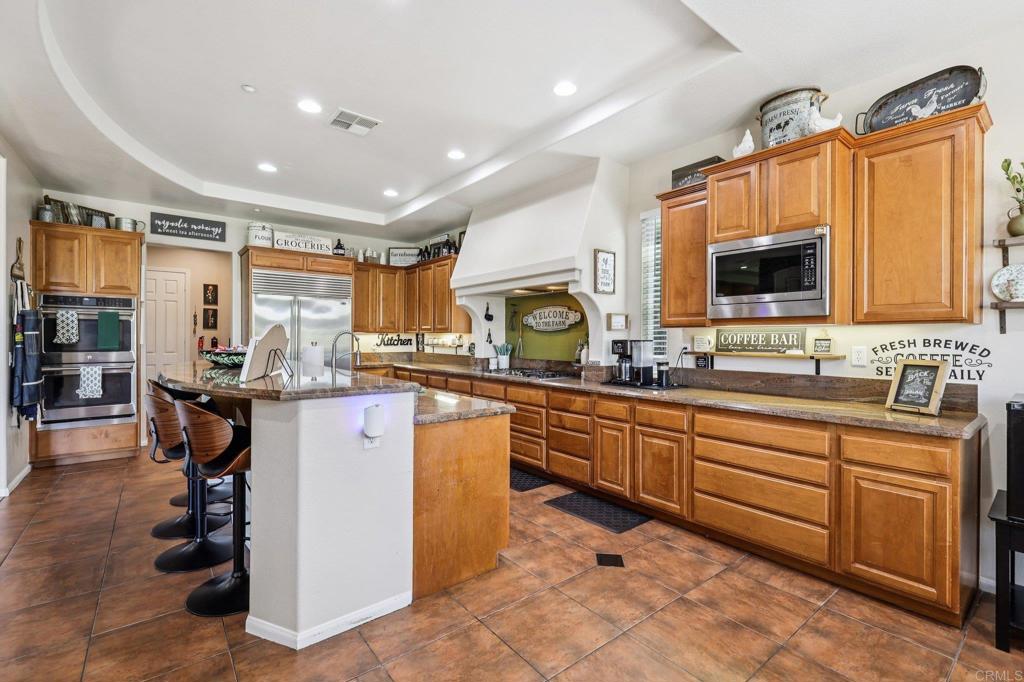 Fallbrook, California, 92028, United States, 4 Bedrooms Bedrooms, ,5 BathroomsBathrooms,Residential,Active,2042757