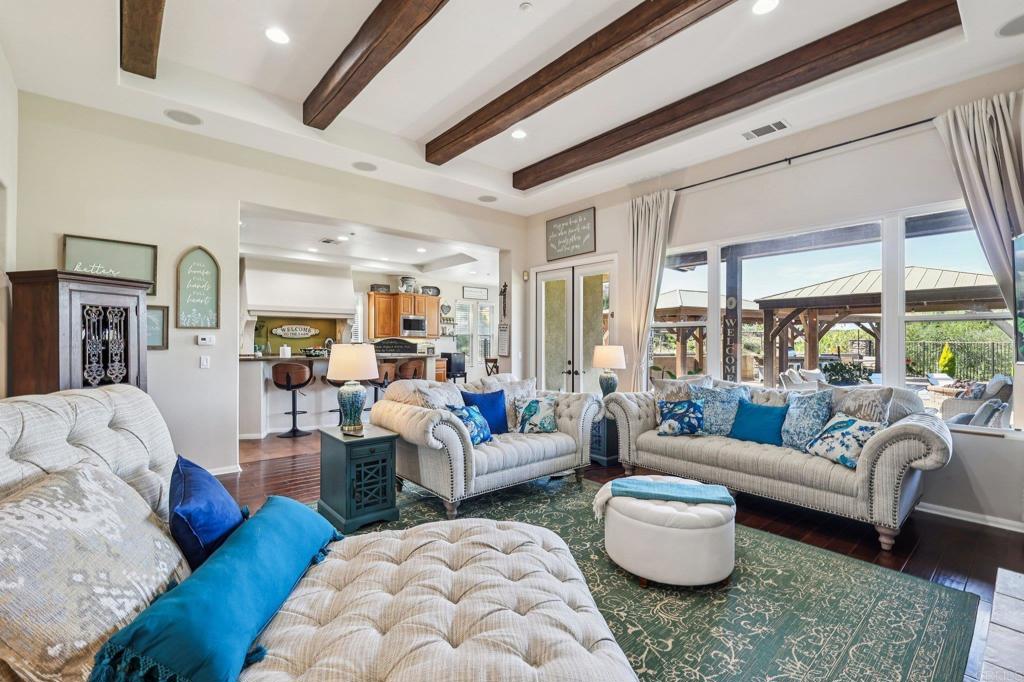 Fallbrook, California, 92028, United States, 4 Bedrooms Bedrooms, ,5 BathroomsBathrooms,Residential,Active,2042757