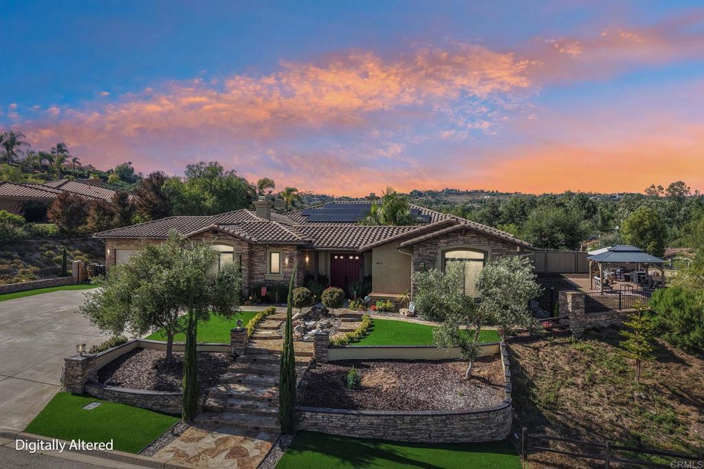 Fallbrook, California, 92028, United States, 4 Bedrooms Bedrooms, ,5 BathroomsBathrooms,Residential,Active,2042757