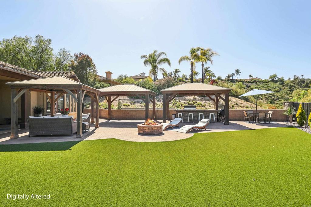 Fallbrook, California, 92028, United States, 4 Bedrooms Bedrooms, ,5 BathroomsBathrooms,Residential,Active,2042757