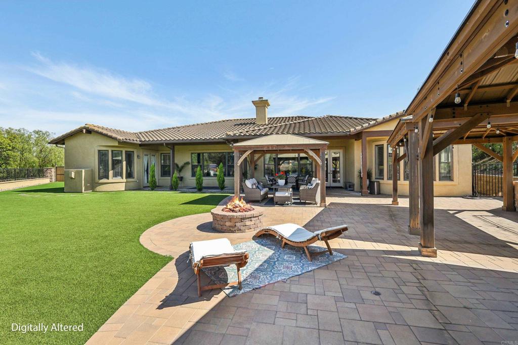 Fallbrook, California, 92028, United States, 4 Bedrooms Bedrooms, ,5 BathroomsBathrooms,Residential,Active,2042757