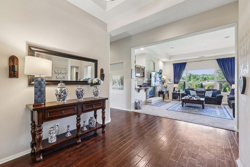 Fallbrook, California, 92028, United States, 4 Bedrooms Bedrooms, ,5 BathroomsBathrooms,Residential,Active,2042757