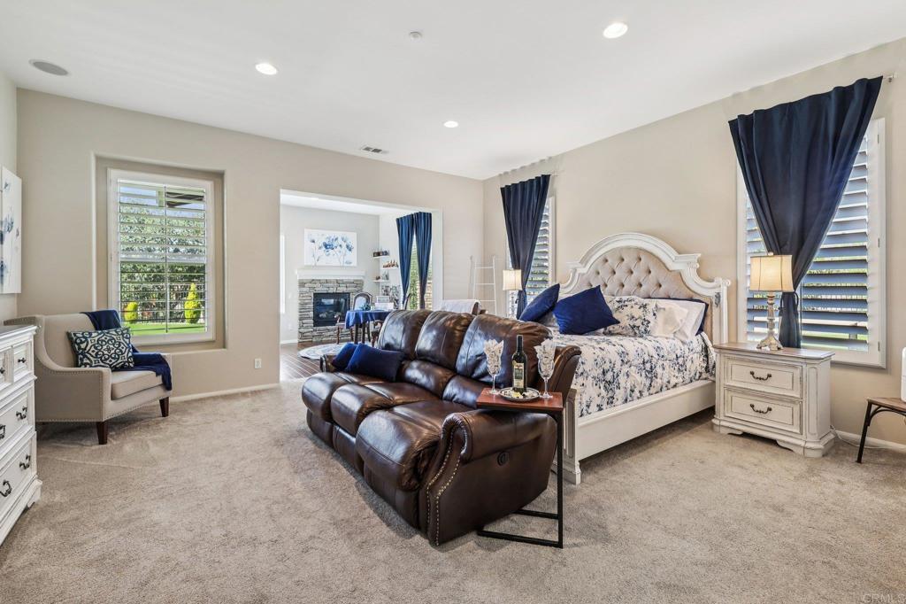 Fallbrook, California, 92028, United States, 4 Bedrooms Bedrooms, ,5 BathroomsBathrooms,Residential,Active,2042757