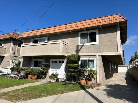 Photo of 2305 Rockefeller Lane #A, Redondo Beach, CA 90278 (MLS # SB25242265)