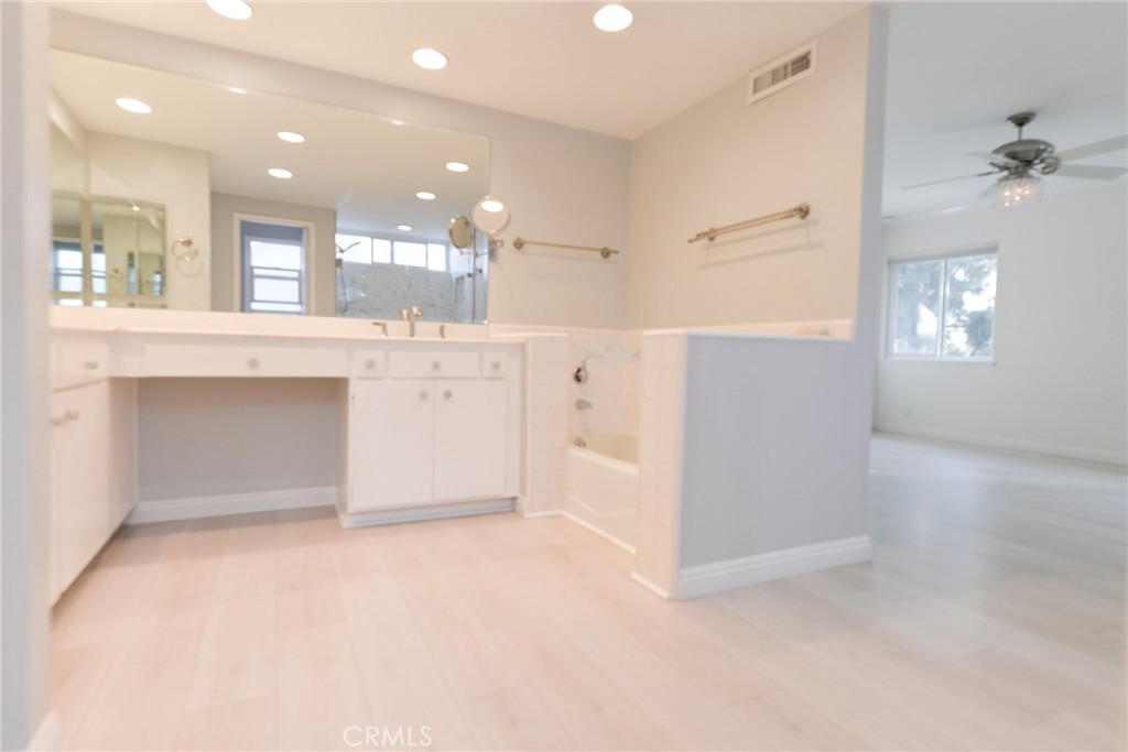 Stratford At Pacific (SP) - Residential Lease