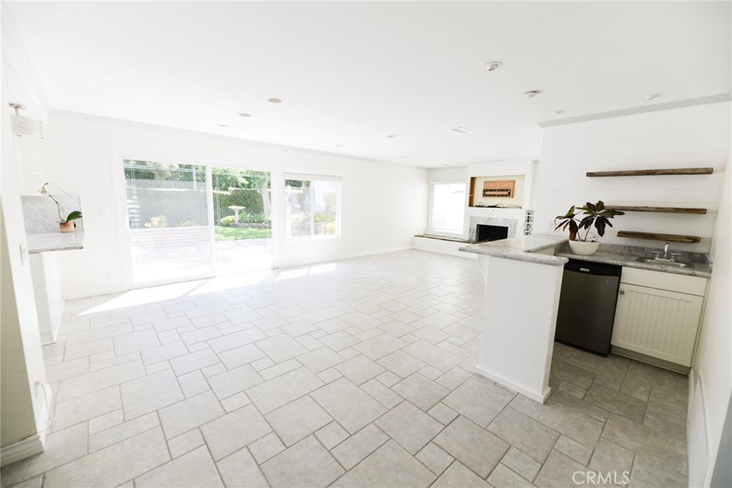 Stratford At Pacific (SP) - Residential Lease