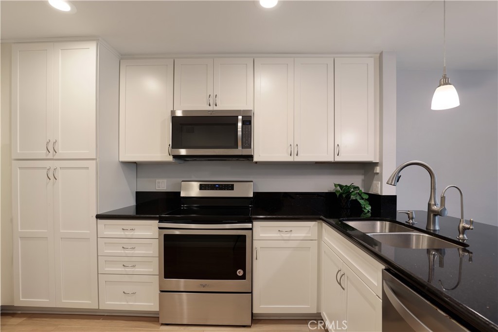 Laguna Village (LV) - Residential