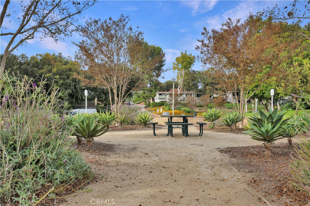 Laguna Village (LV) - Residential