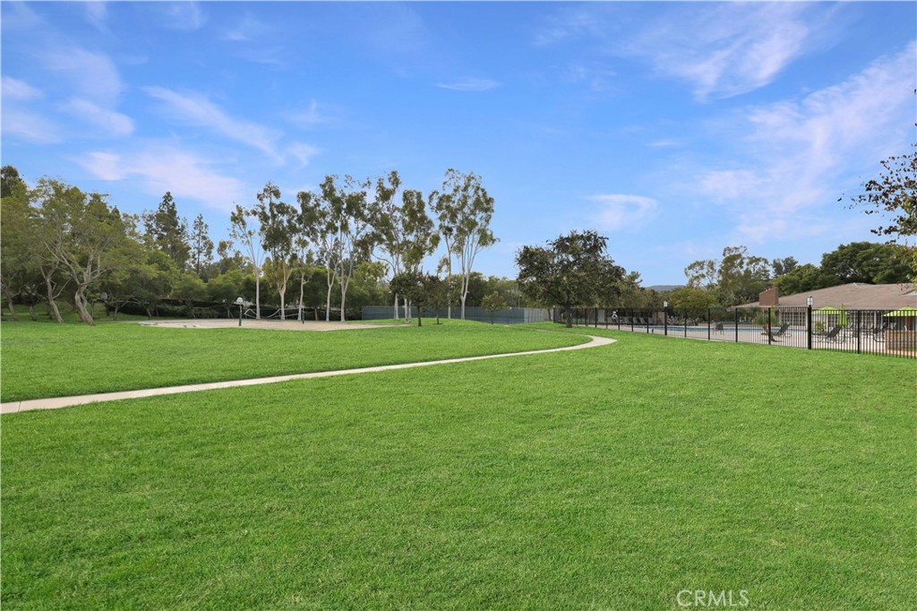 Laguna Village (LV) - Residential