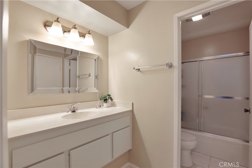 Laguna Village (LV) - Residential