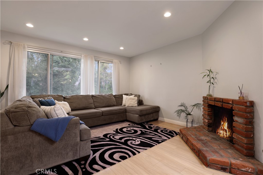 Laguna Village (LV) - Residential