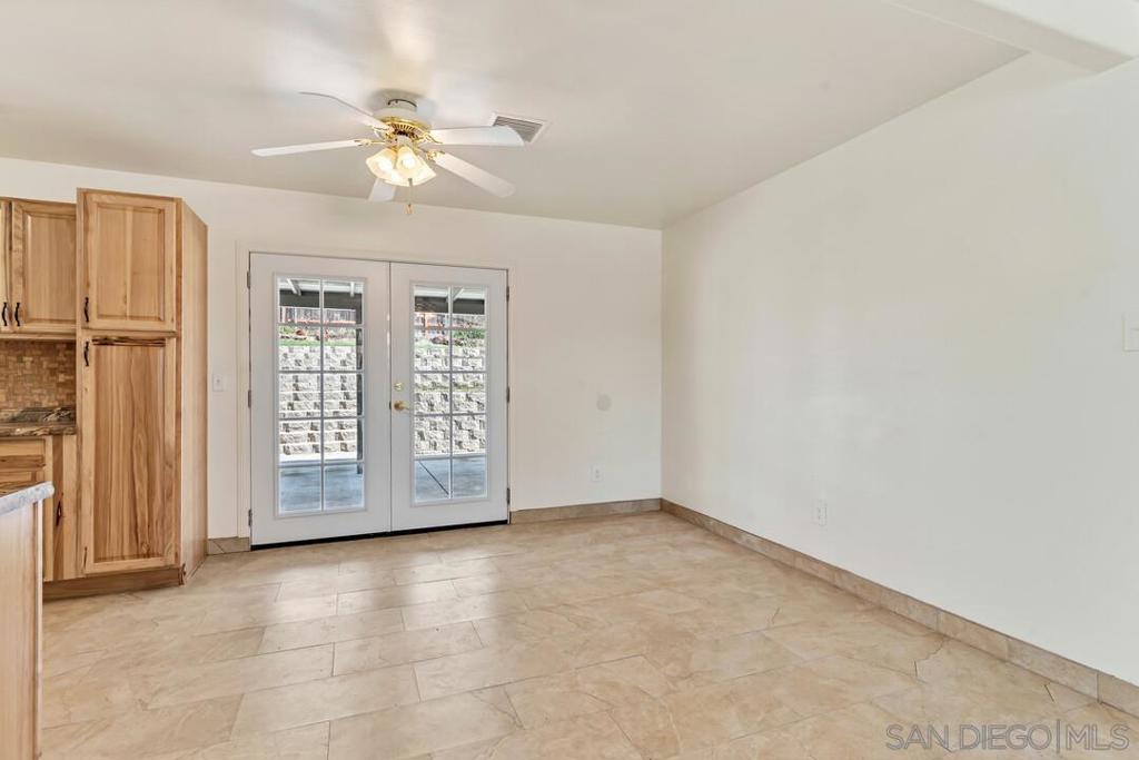 9548 Abbeyfield Rd
