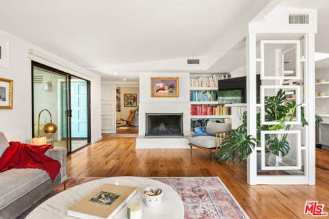 Photo of 3744 Buena Park Drive, Studio City, CA 91604 (MLS # 26874909)