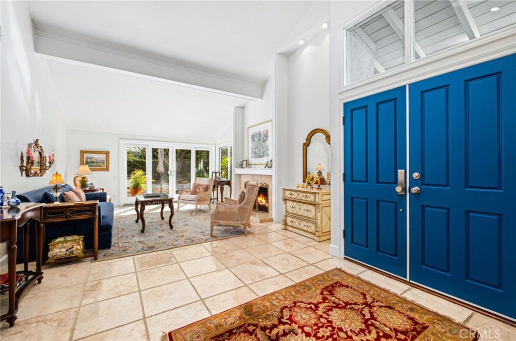 18 Shoal Drive