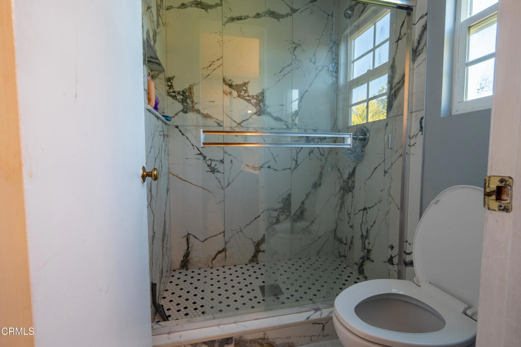 Americana 2 - 247802 - Residential