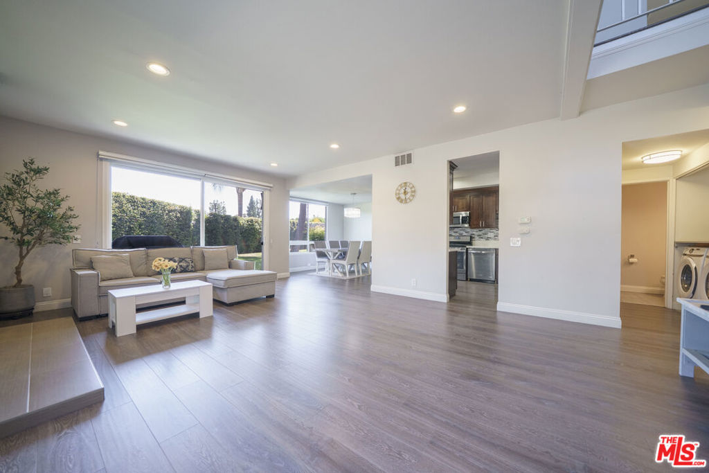 2040 Woodbriar Court