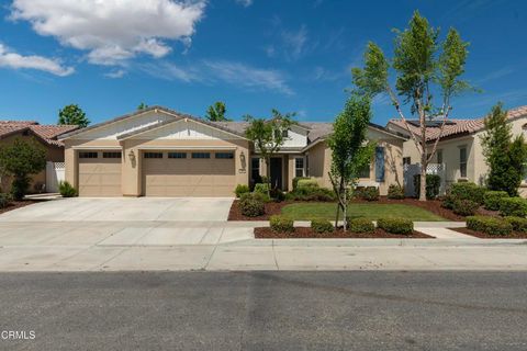 Photo of 13612 Pixton Ave, Bakersfield, CA 93311 (MLS # V1-35796)