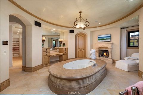 Tiny photo for 12 Skyridge, Newport Coast, CA 92657 (MLS # NP25103644)