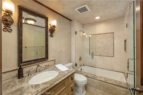 Tiny photo for 12 Skyridge, Newport Coast, CA 92657 (MLS # NP25103644)