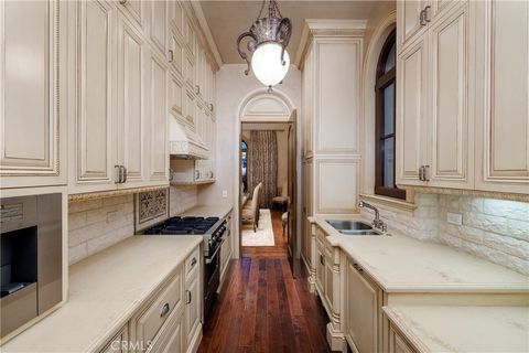 Tiny photo for 12 Skyridge, Newport Coast, CA 92657 (MLS # NP25103644)